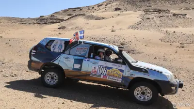 M-1 avant le départ du Rallye Aïcha des Gazelles du Maroc (3 au 18 mars 2023)