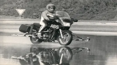 First tests of the motorcycle ABS from Bosch