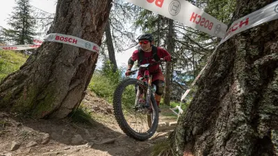 Technique de pilotage, navigation, condition physique et gestion intelligente de l'autonomie : en 2025, le Bosch eMTB Challenge mettra à nouveau au défi ses participants dans différentes catégories